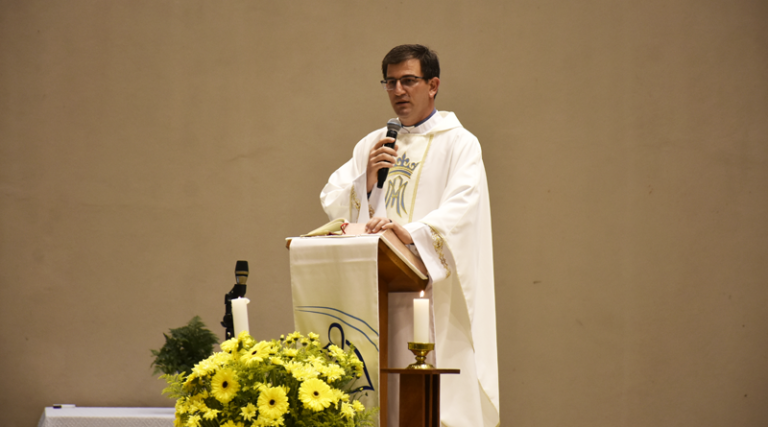 Assista a homilia do padre Edgar Rigoni no primeiro dia da #NovenaDaSaude