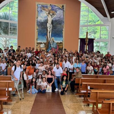 FÉ E RENOVAÇÃO: PARÓQUIA CRISTO REI DE SOORETAMA REALIZA ROMARIA E RETIRO NO SANTUÁRIO NOSSA SENHORA DA SAÚDE