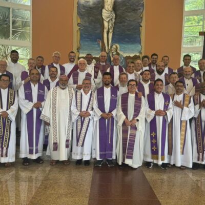 RETIRO DO CLERO DA DIOCESE DE COLATINA É CONCLUÍDO NO SANTUÁRIO DIOCESANO