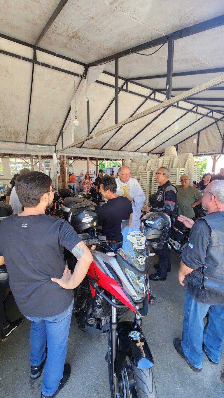 SANTUÁRIO ACOLHE ROMARIA DE MOTOCICLISTAS PARA BÊNÇÃO DAS MOTOS